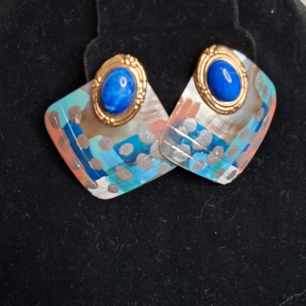 Boutique Blue Cabochon Resin Statement Earrings Gold Tone Geometric Dangle - Picture 6 of 9